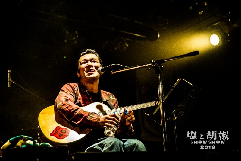 口石和人